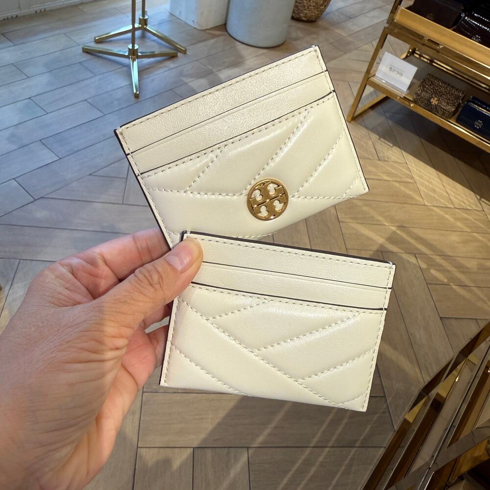 Tory Burch Willa Chevron Flat Card Case 187371 Light Cream $100